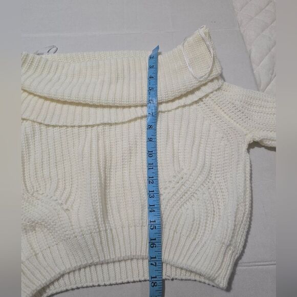 Lulus Carmichael Ivory Off-the-Shoulder Knit Sweater Size Small - Picture 6 of 10